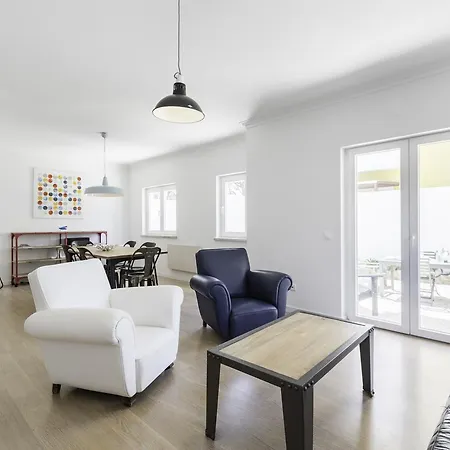 The Most Charming In - Guincho Villa