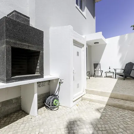 The Most Charming In - Guincho Villa